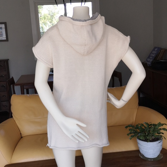 Pure Handknit sleeveless cotton sweater - Picture 12 of 14